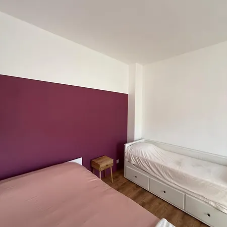 Maison d'hôtes Ou Entier Avec Grand Terrain Et Piscine Andancette