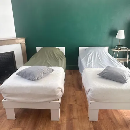 Guest house Entier Ou Dans Parc Clos Avec Piscine Andancette